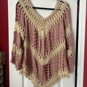 Umgee Boho Crochet Trim Tunic - Mauve and Cream